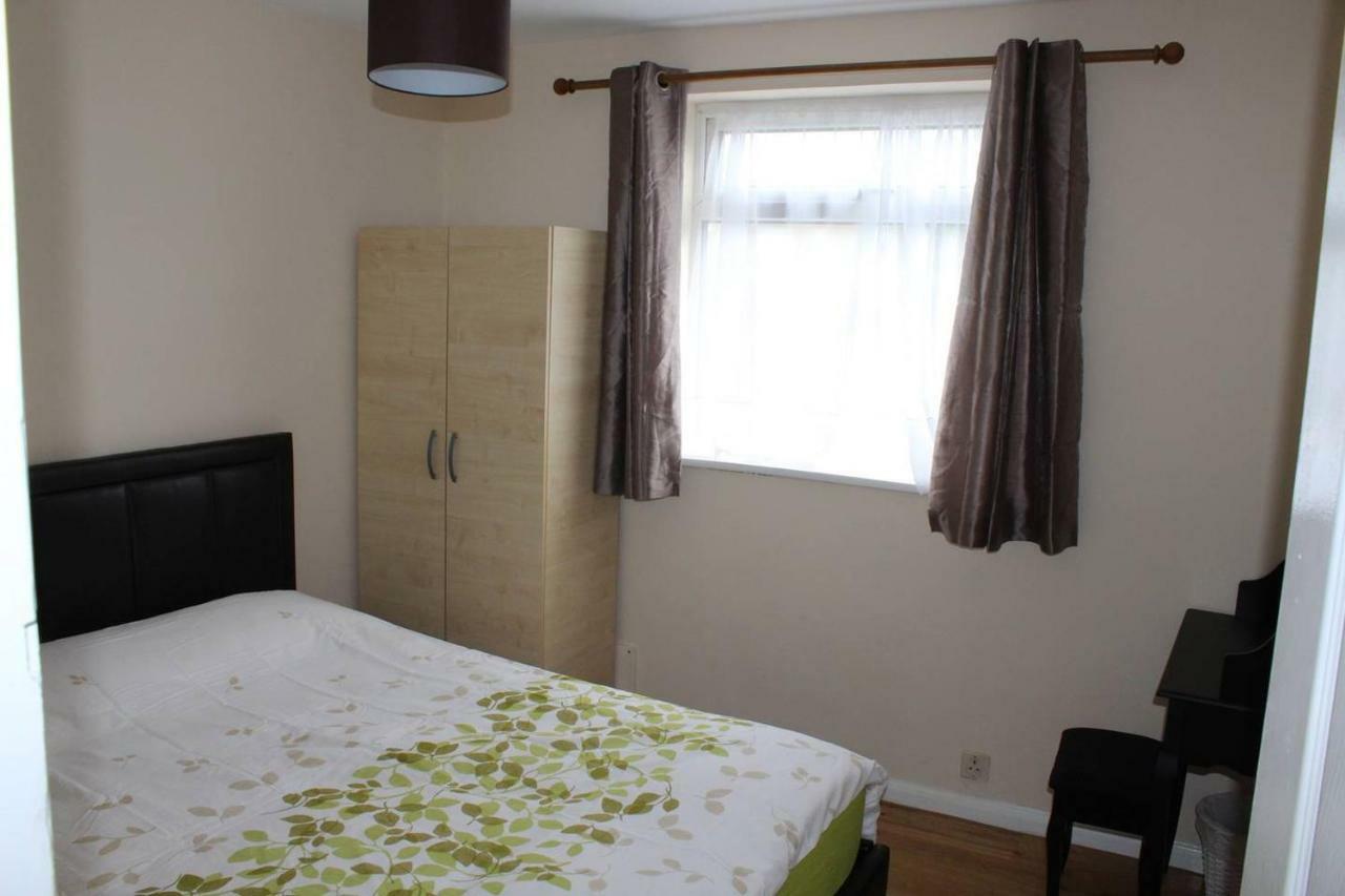 25 Idmiston Road Apartment Лондон Екстериор снимка